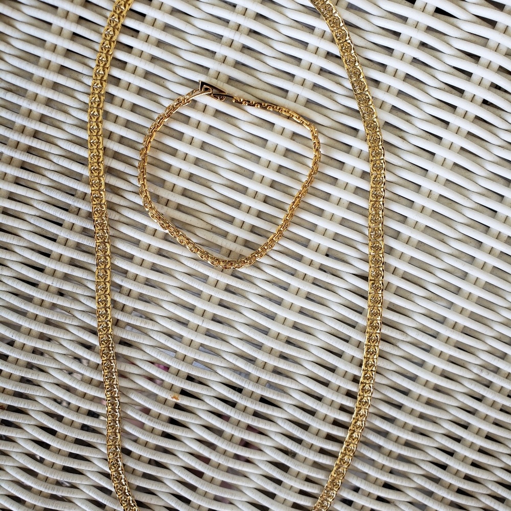 Vintage Gold-tone Necklace/Bracelet Set